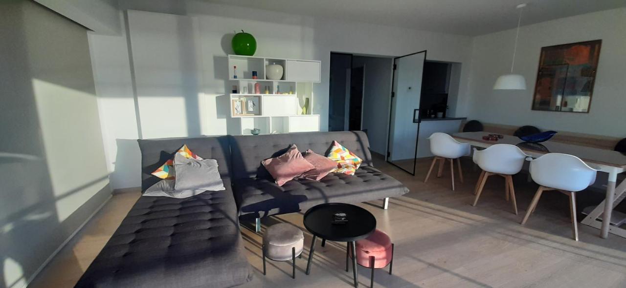 Appartment With Frontal Sea View With 3 Bedrooms Koksijde Exterior foto